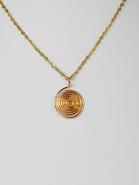 Elegant Handmade Gold Spiral Pendant Necklace, Lightweight & Gift‑Ready