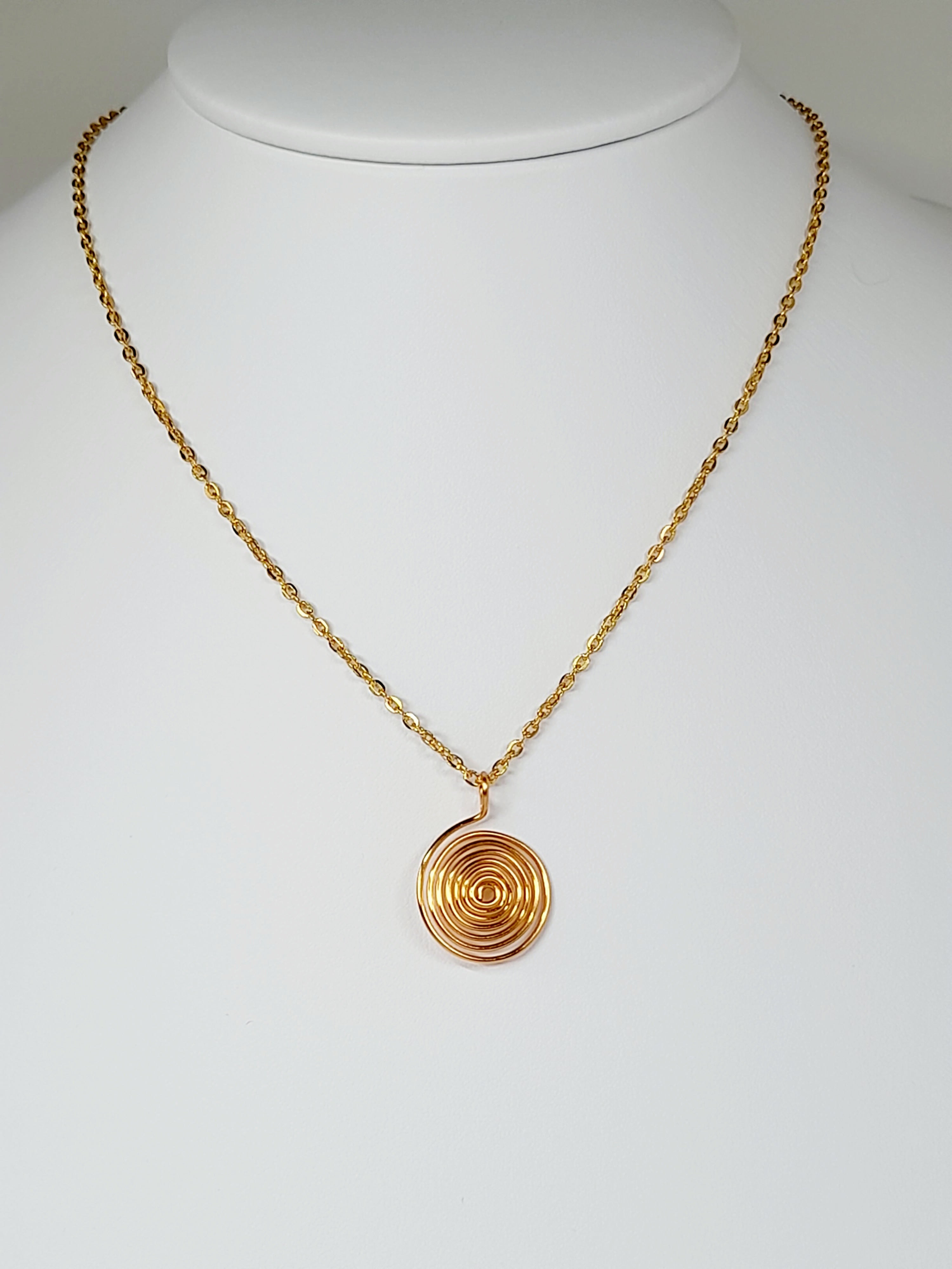 Elegant Handmade Gold Spiral Pendant Necklace, Lightweight & Gift‑Ready