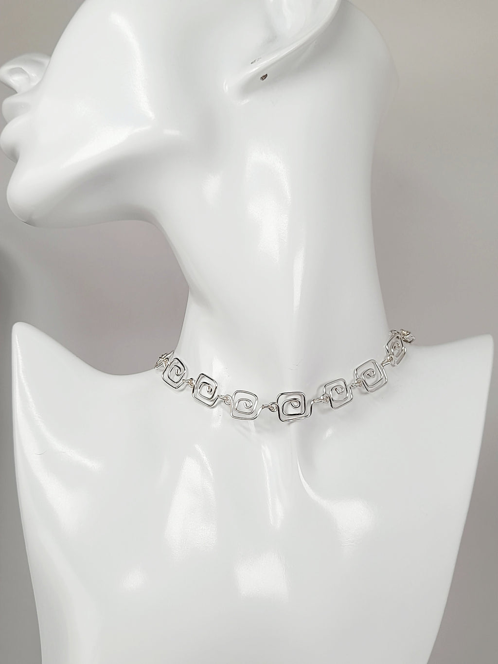 Dainty Super Swirly Silver Square Spiral Choker Necklace