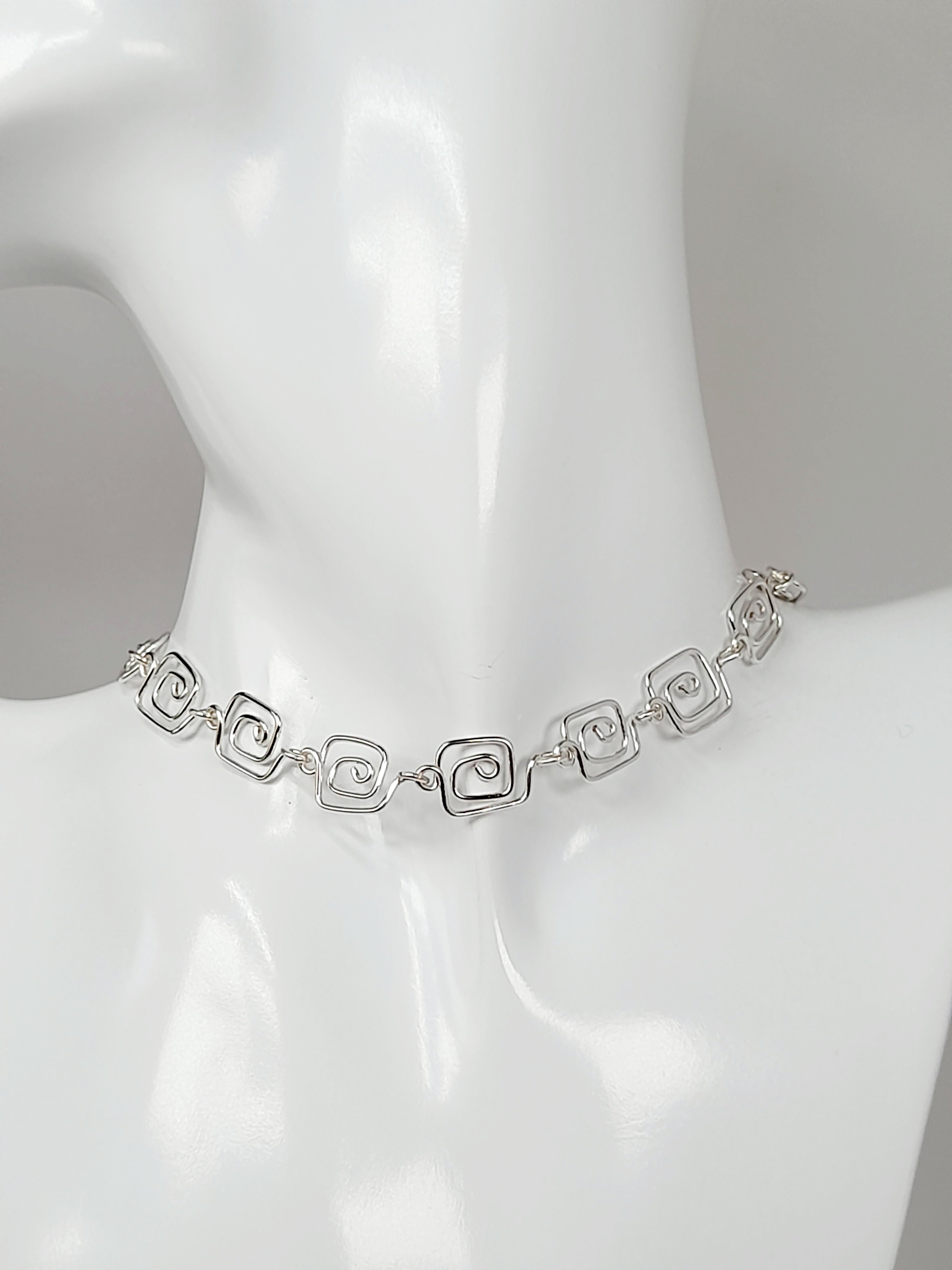 Dainty Super Swirly Silver Square Spiral Choker Necklace