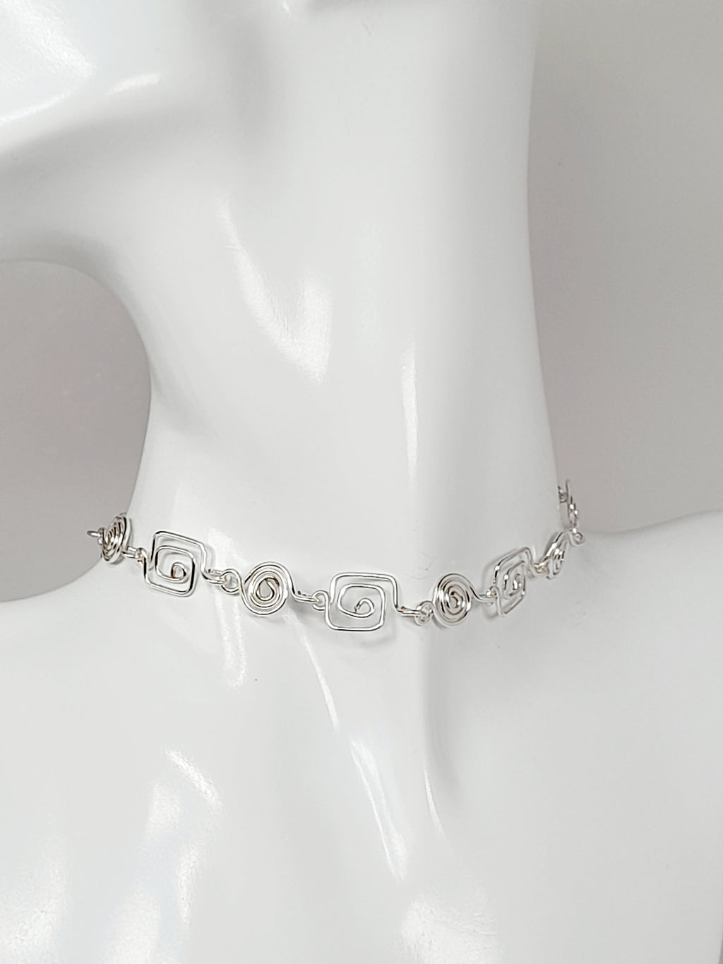 Dainty Silver Square & Round Spiral Choker Necklace