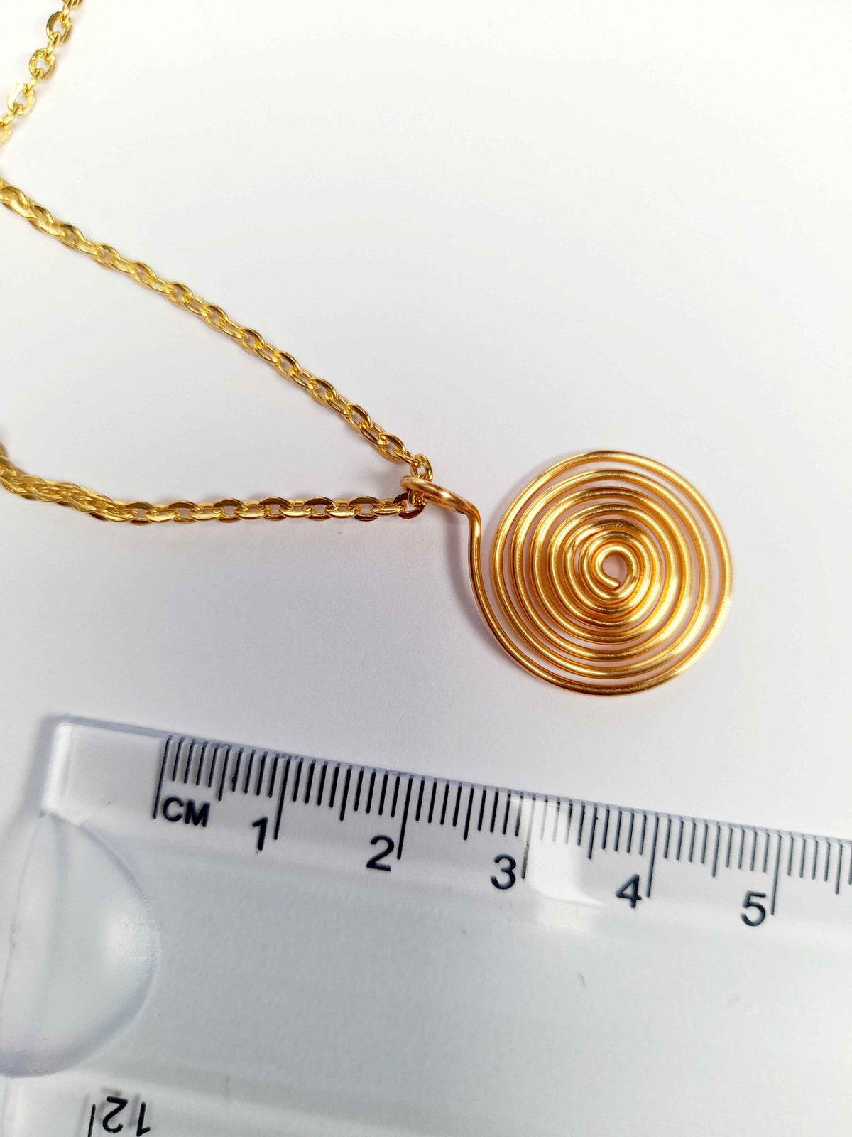 Elegant Handmade Gold Spiral Pendant Necklace, Lightweight & Gift‑Ready