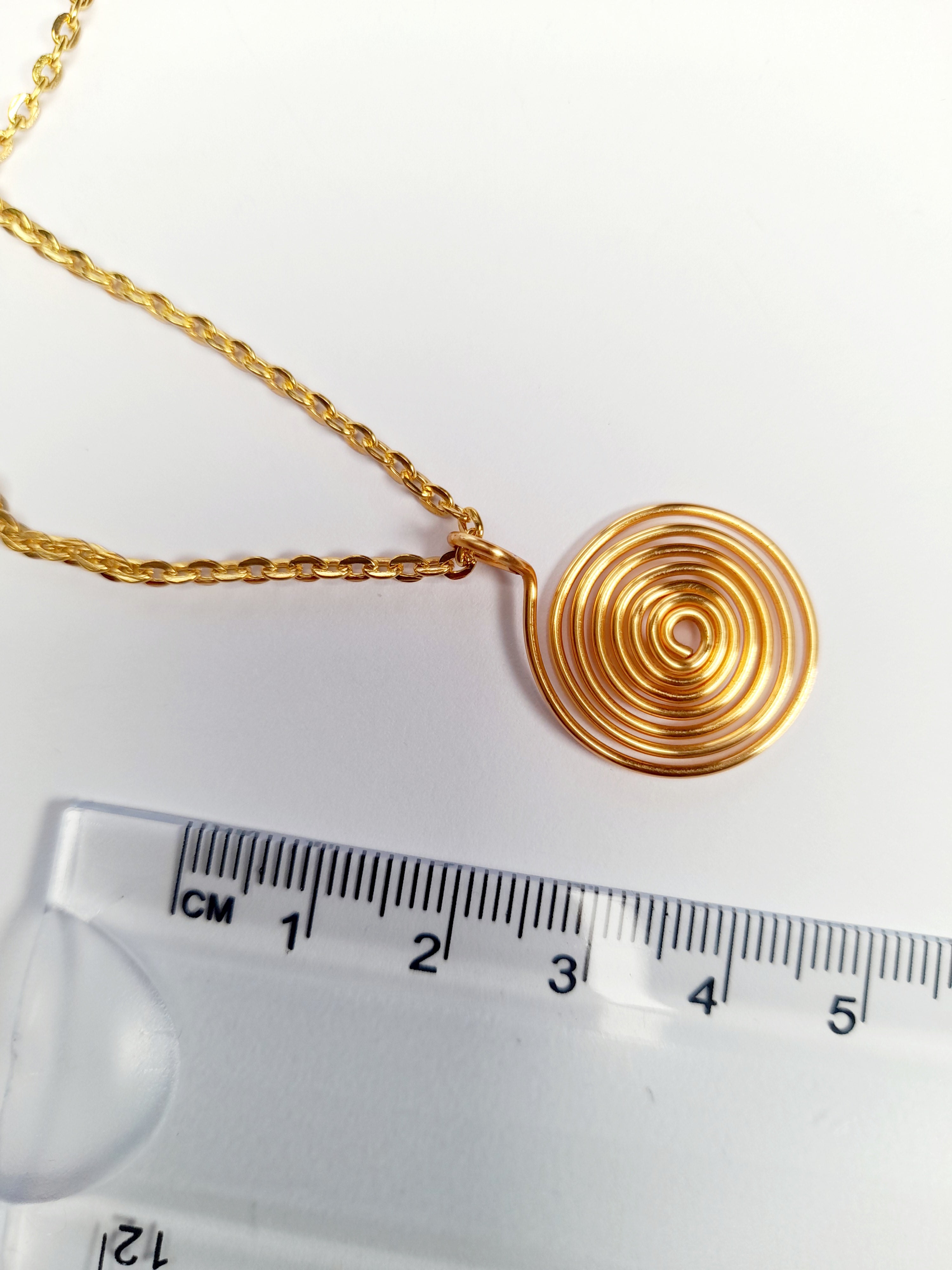 Elegant Handmade Gold Spiral Pendant Necklace, Lightweight & Gift‑Ready