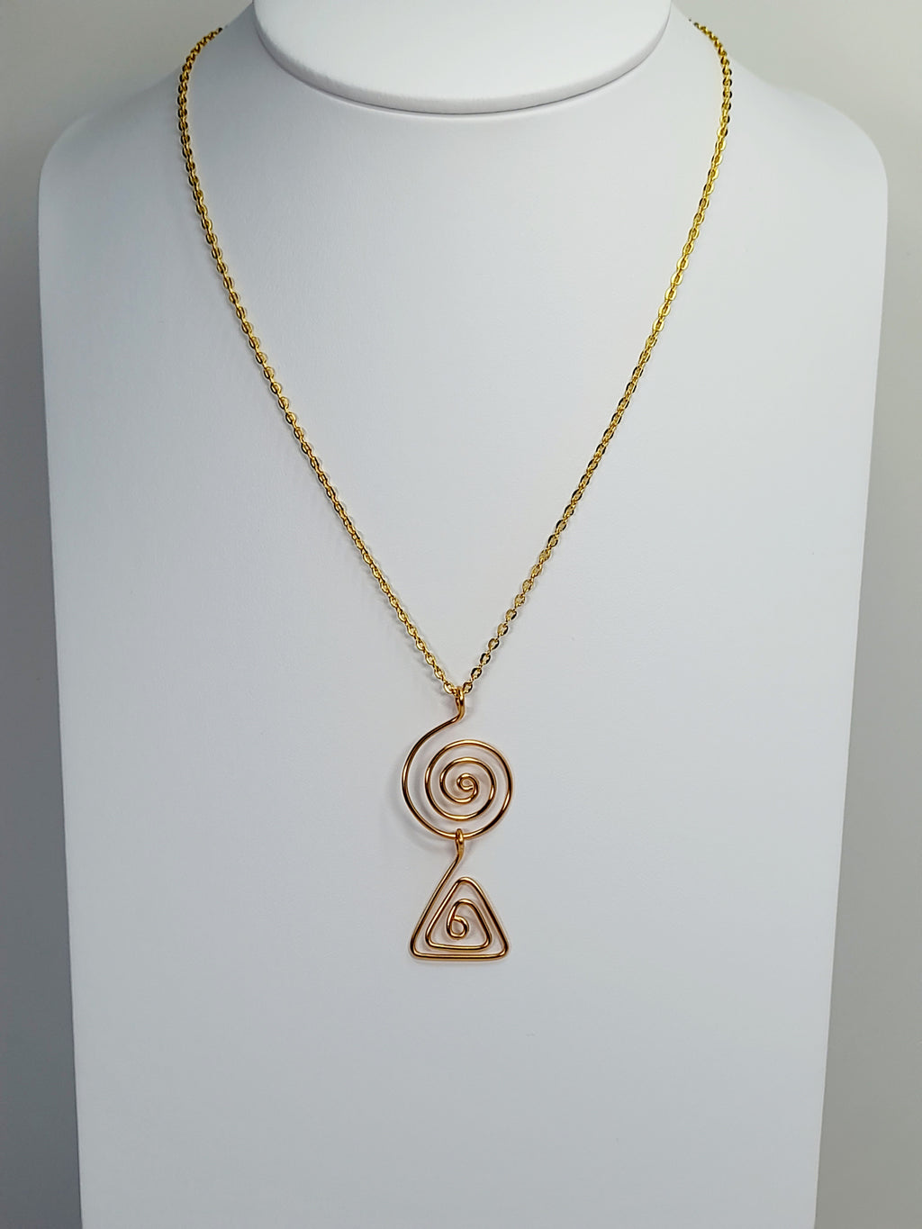 Handmade Gold Swirl Spiral Pendant Necklace, Lightweight Gold‑Plated Chain