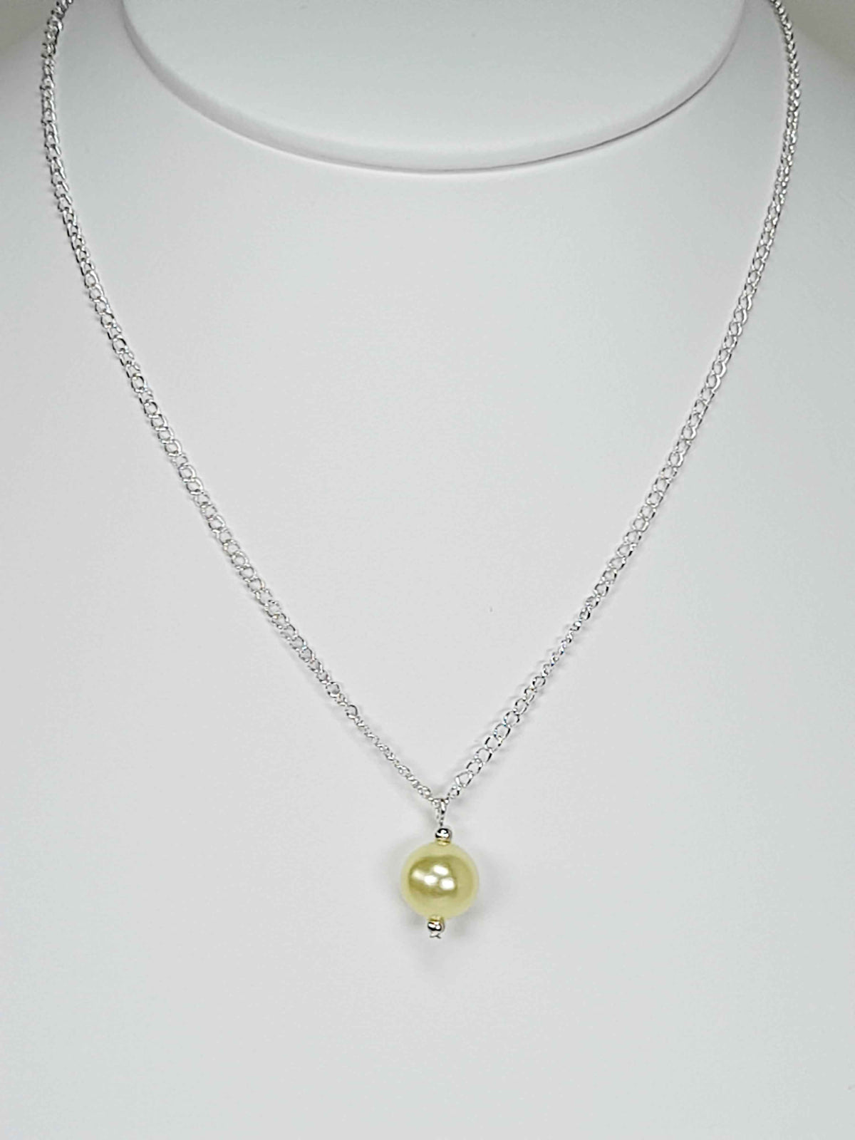 Handmade Pale Yellow Faux Pearl Pendant Necklace