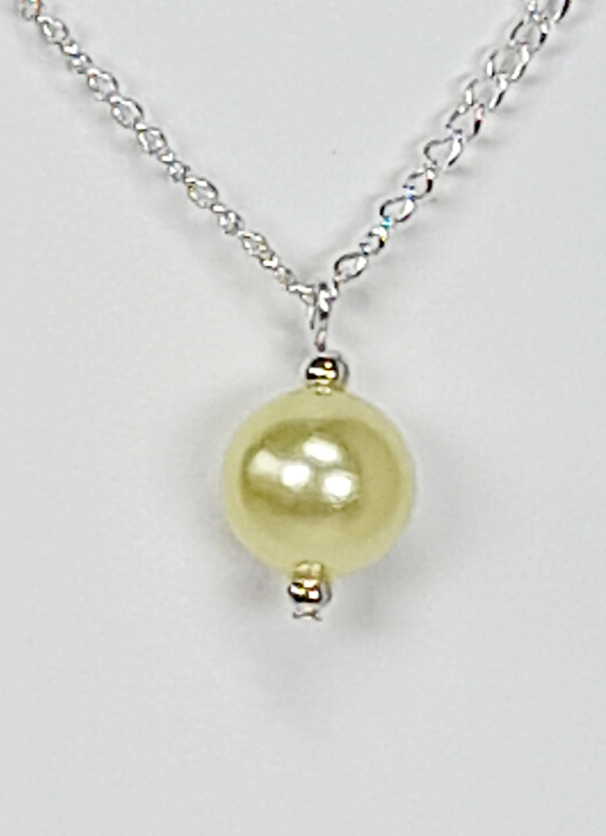 Handmade Pale Yellow Faux Pearl Pendant Necklace