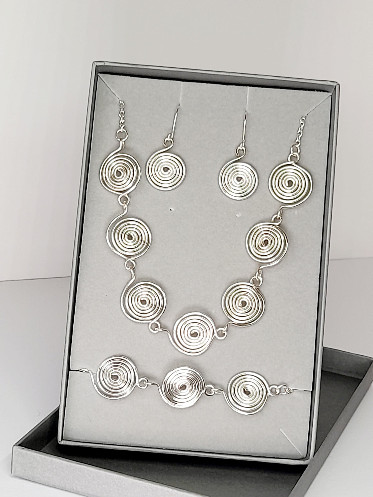 Handcrafted 3-Piece Spiral Jewellery Set (Choice of 4 Wire Finishes)