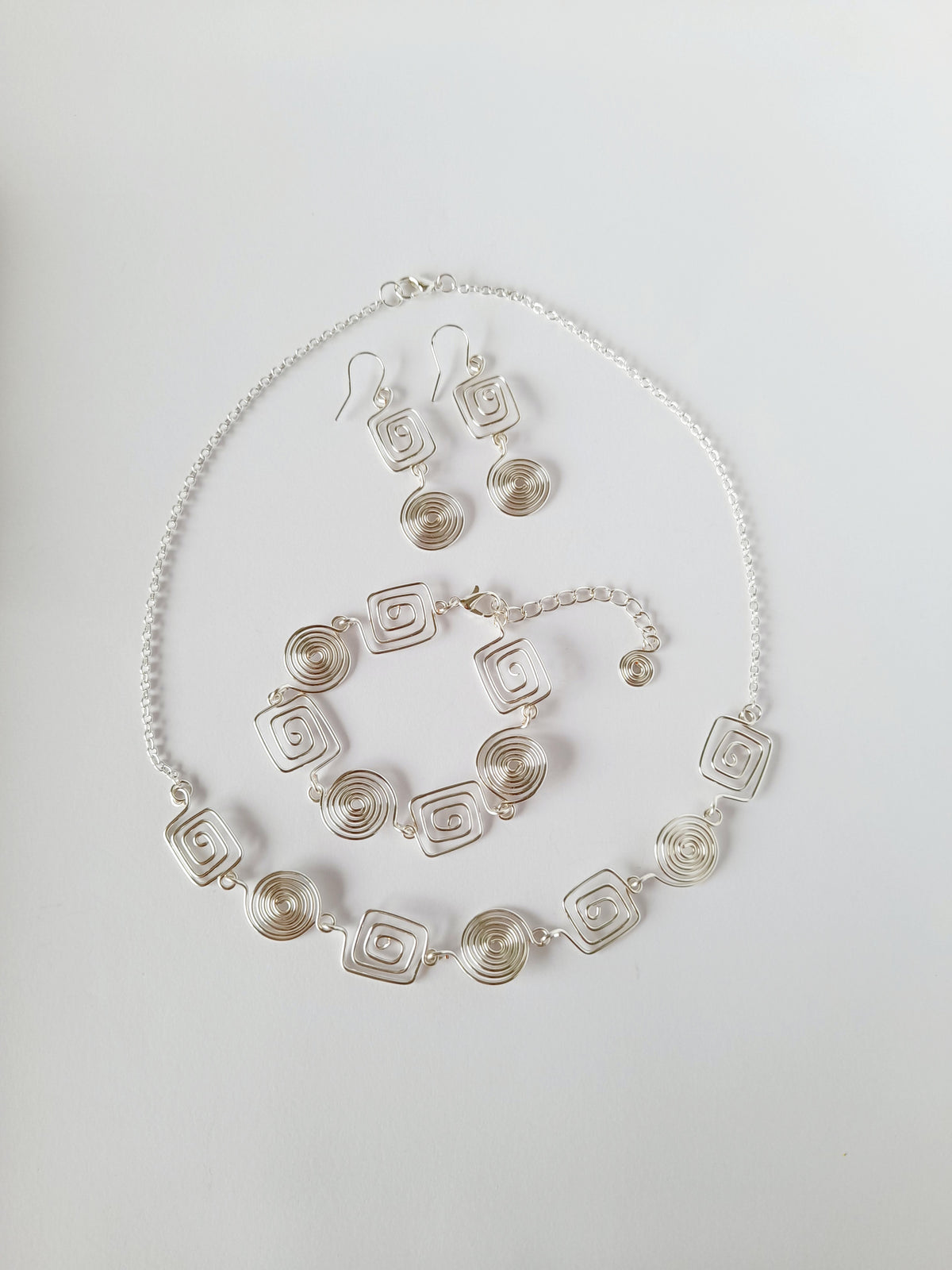 Handcrafted 3-Piece Spiral Jewellery Set (Choice of 4 Wire Finishes)