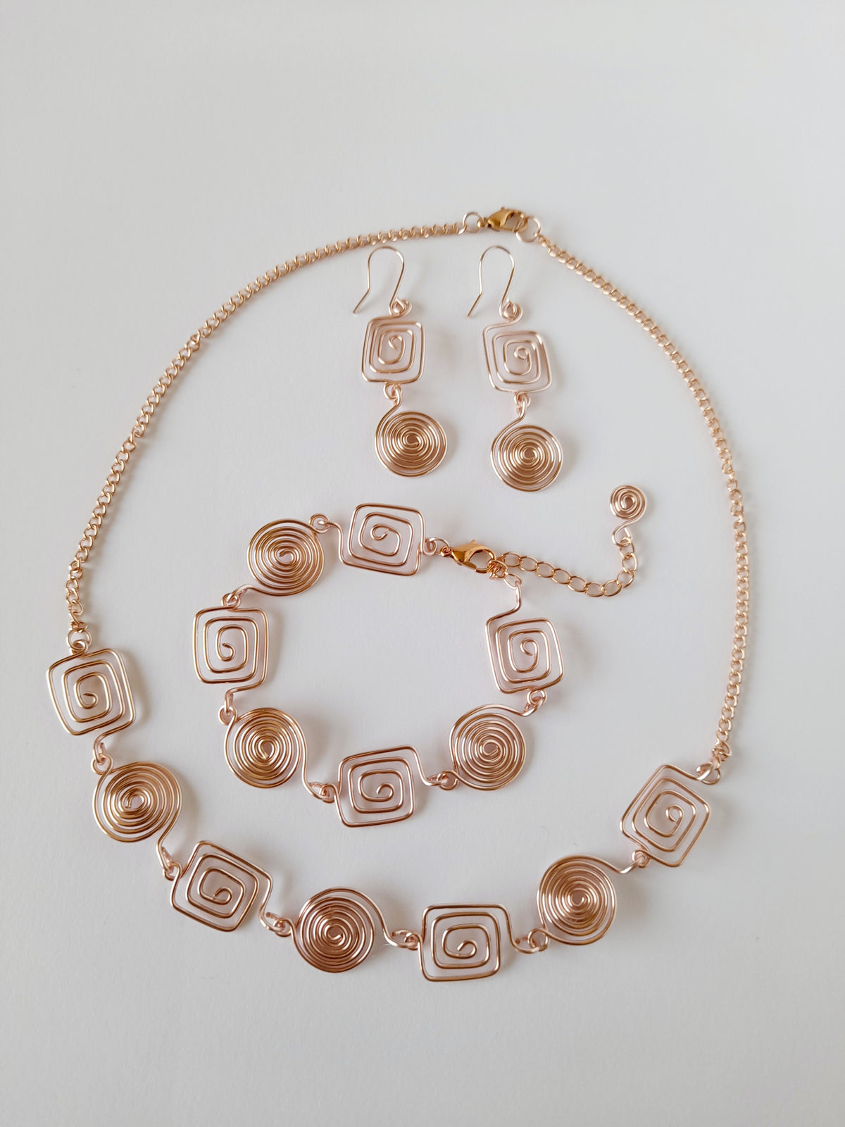 Handcrafted 3-Piece Spiral Jewellery Set (Choice of 4 Wire Finishes)