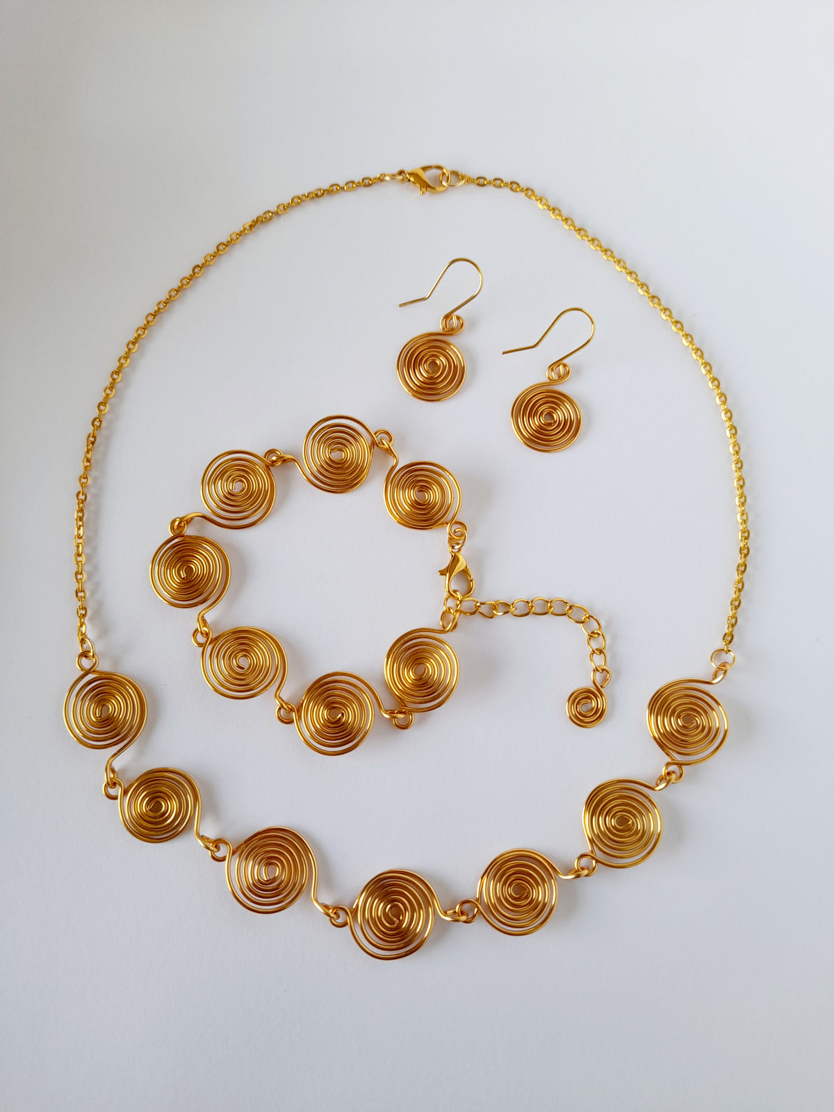 Handcrafted 3-Piece Spiral Jewellery Set (Choice of 4 Wire Finishes)