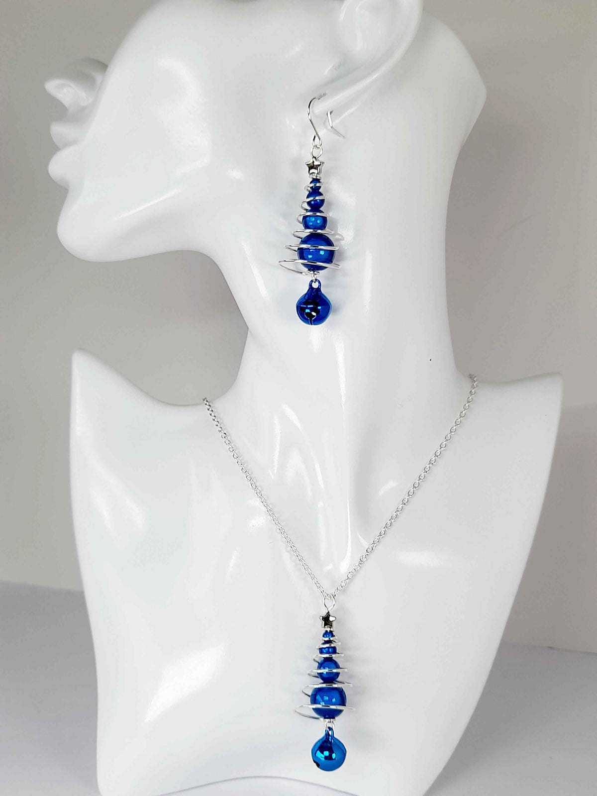Blue Miracle Bead Christmas Tree Jewellery Set with Blue Jingle Bell