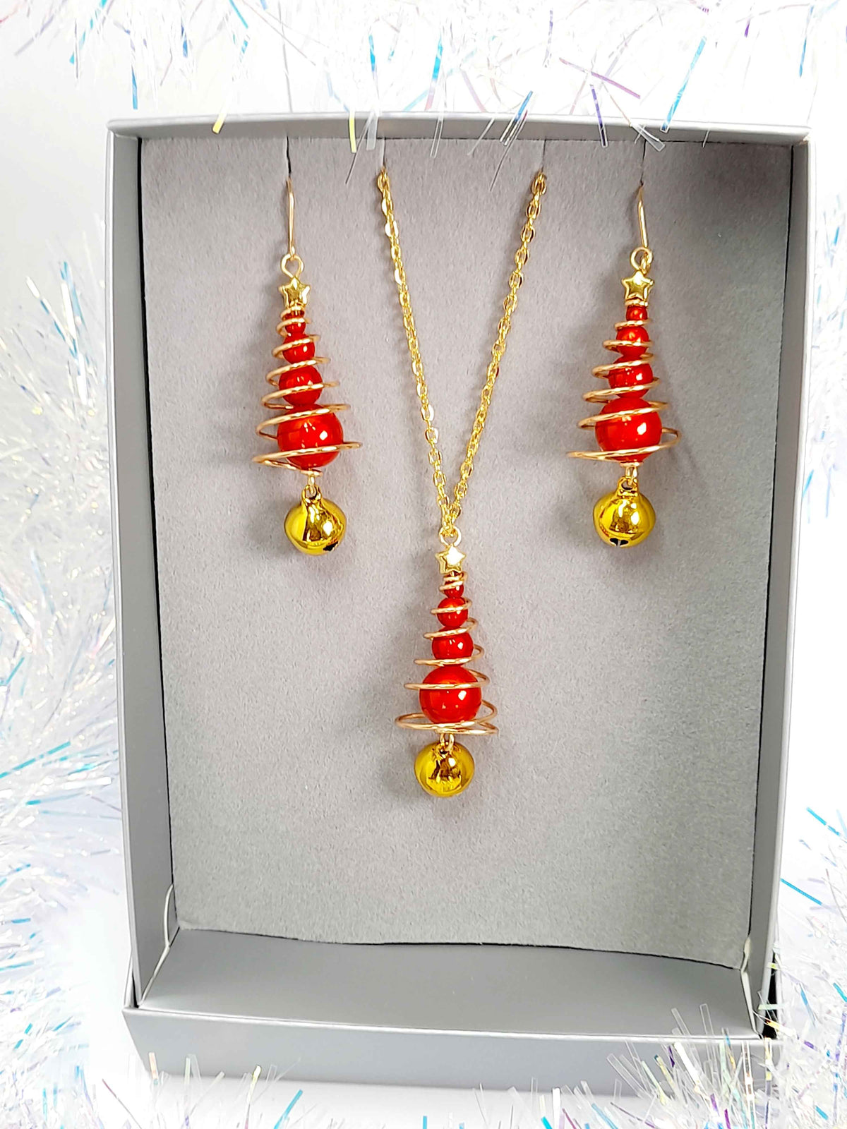 Red Miracle Bead Christmas Tree Jewellery Set with Gold Star & Gold Jingle Bell
