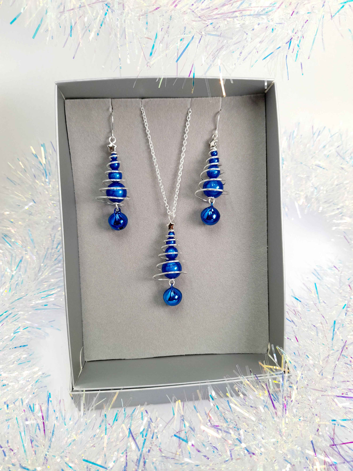 Blue Miracle Bead Christmas Tree Jewellery Set with Blue Jingle Bell